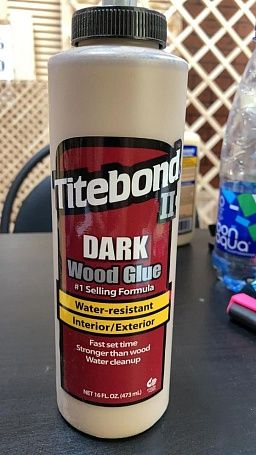 Клей для темных пород дерева Titebond Dark Wood Glue